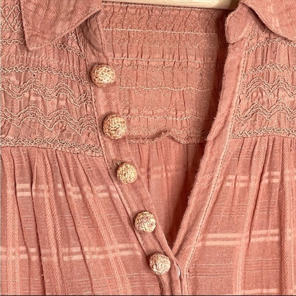 Anthropologie Vanessa Virginia Edisto Dusty Rose
Embroidered Boho Swing Top - Picture 7 of 13